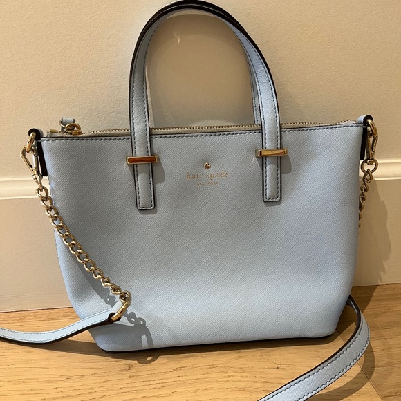 Kate Spade purse - Picture 1 of 3
